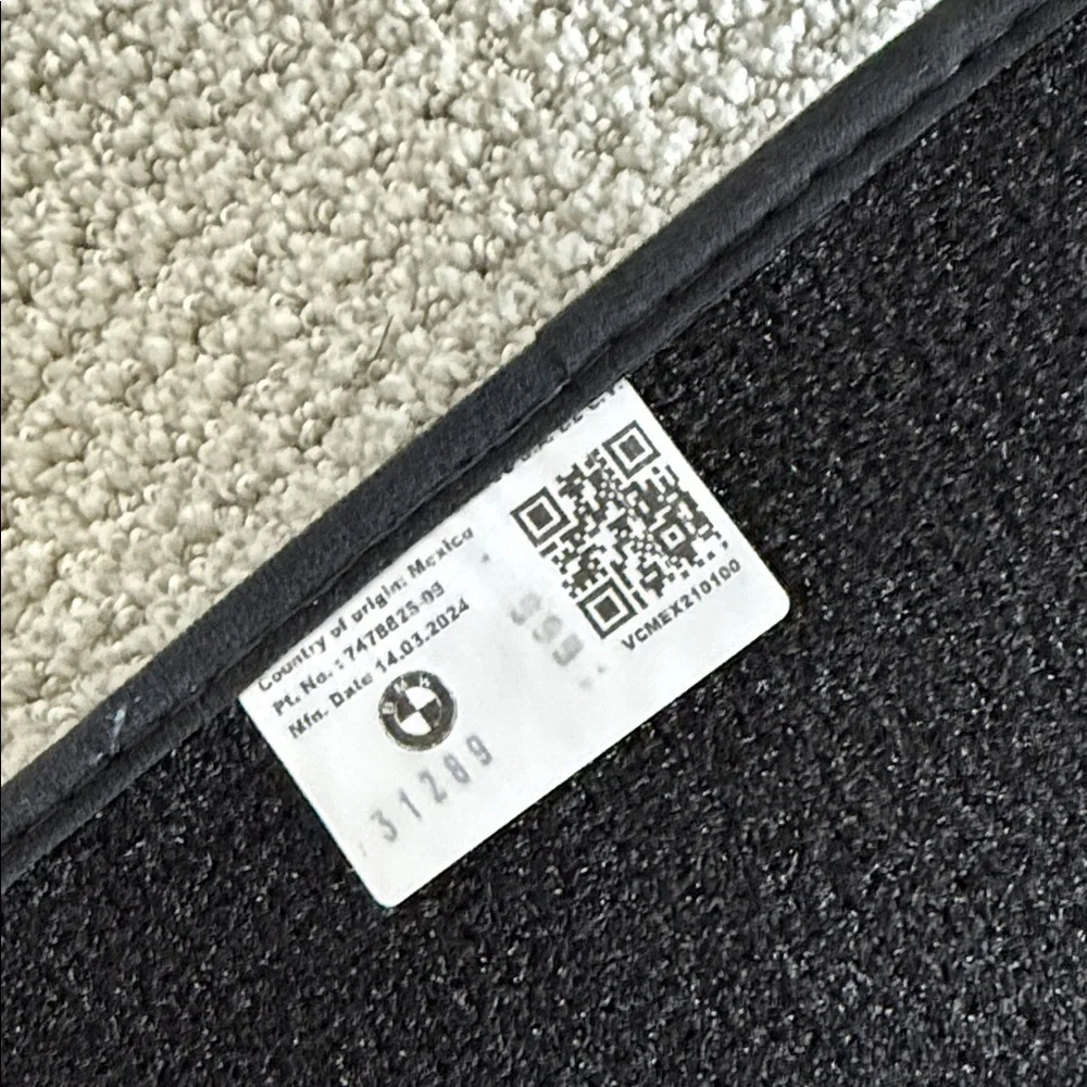 2025 BMW X5 Floor Mats Set - Picture 3 of 5